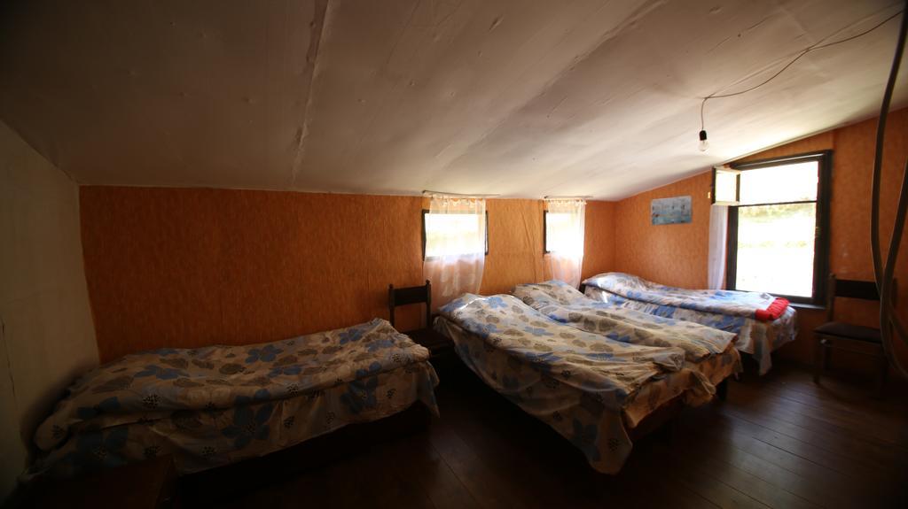 Korsha Guesthouse Roshka Exterior photo